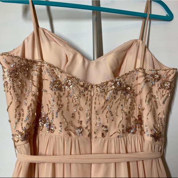 Dress - Picture 5 of 8